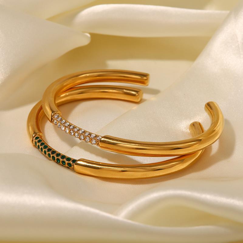 Product Introduction of Cross-Border Ins Internet Celebrity Design 18K Gold Stainless Steel Inlaid Lvzuan Open-Ended Bracelet Vacuum Electroplating Trendy Bracelet 8