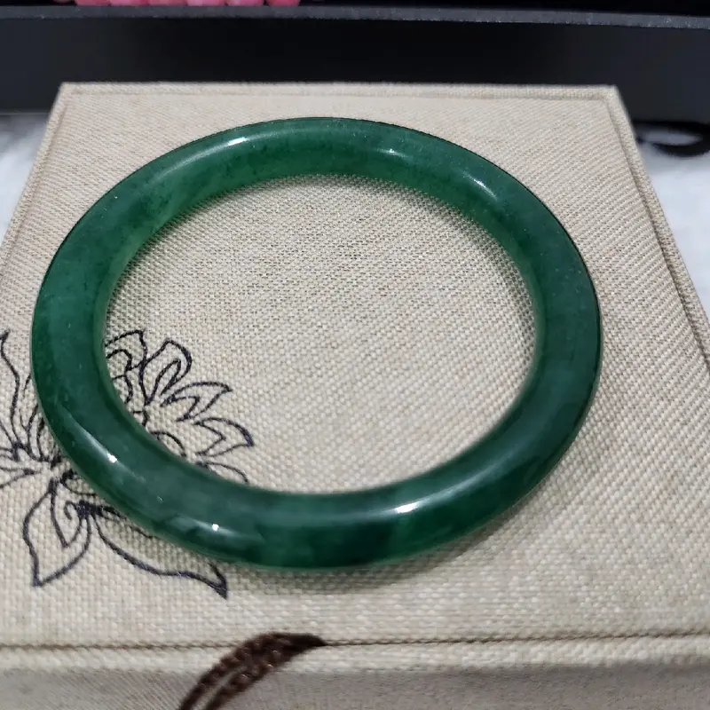 Vòng tay thạch anh dâu tây xanh ( hành Hỏa, Mộc) 2