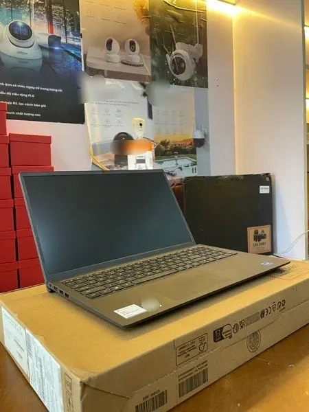 Laptop D e oo 3511 i5 1135G7 ram 8Gb ổ cứng 256GB màn hình 15.6 inch
