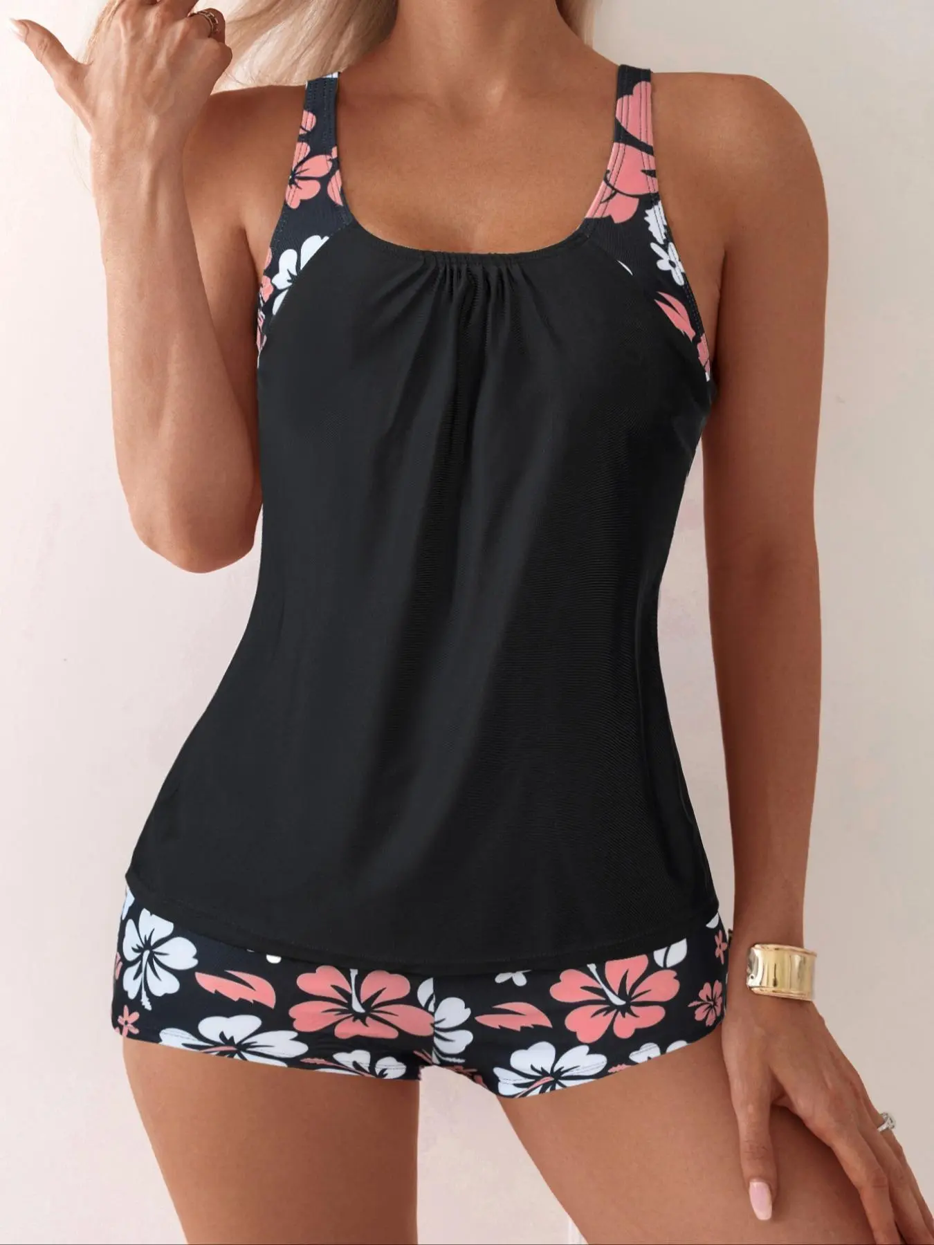 Women's Floral Patchwork Print Tankini Set, Casual Adjustable Strap Sleeveless Swim Top & Swim Shorts, Ladies Swimsuit for Beach Holiday Vacation