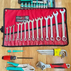 Kim Khí Thanh Tùng