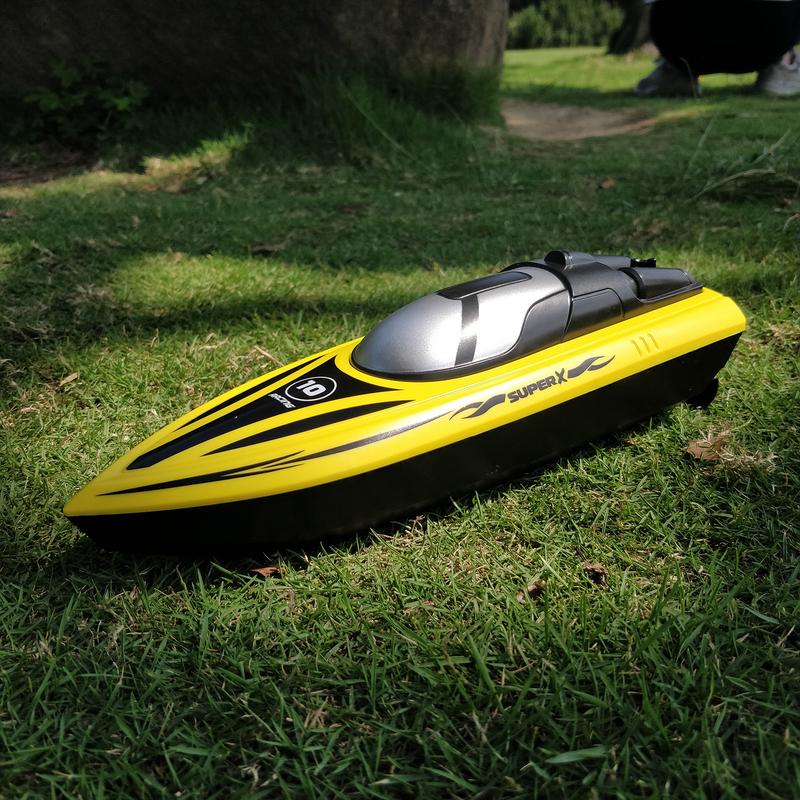 Product Introduction of Cross-Border Toy Show High-Speed Electric Remote Control Speedboat Children's Water Sports Long Endurance Remote-Control Ship Chenghai's Toy 25