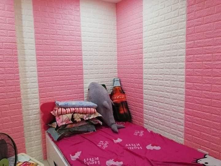 Gói 50 Miếng Xốp Dán Tường Siêu Rẻ Đẹp Decor Phòng, Có Sẵn Keo Bóc Dán Đủ Màu Tuỳ Chọn, kt70x40cm đá xám trắng phòng khách giấy dán & đồ trang trí tường chống mốc phòng bếp 5