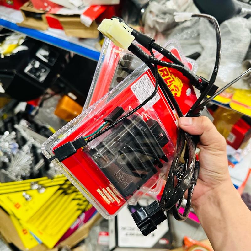 Cục sạc redleo exciter 150 sạc dòng điện ổn định có giắc chuyển cho dream wave exciter 135