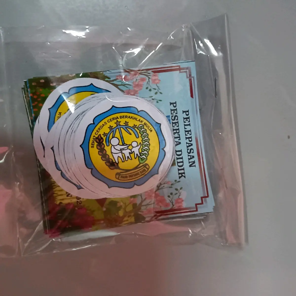 Satu set sticker piala label tropy costem Full set sticker piala ...