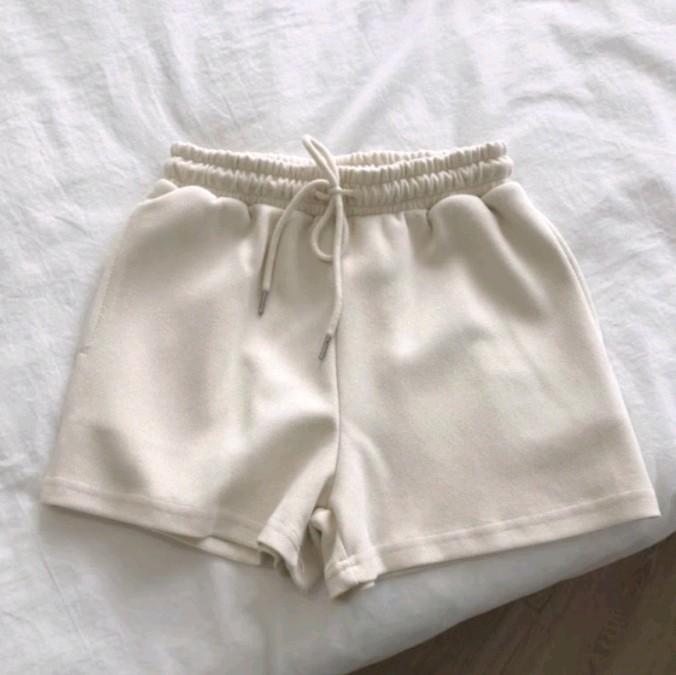 celana pendek unduk dewasa berbahan premium motif polos cocok di pakai ketika Santai Nyaman 3