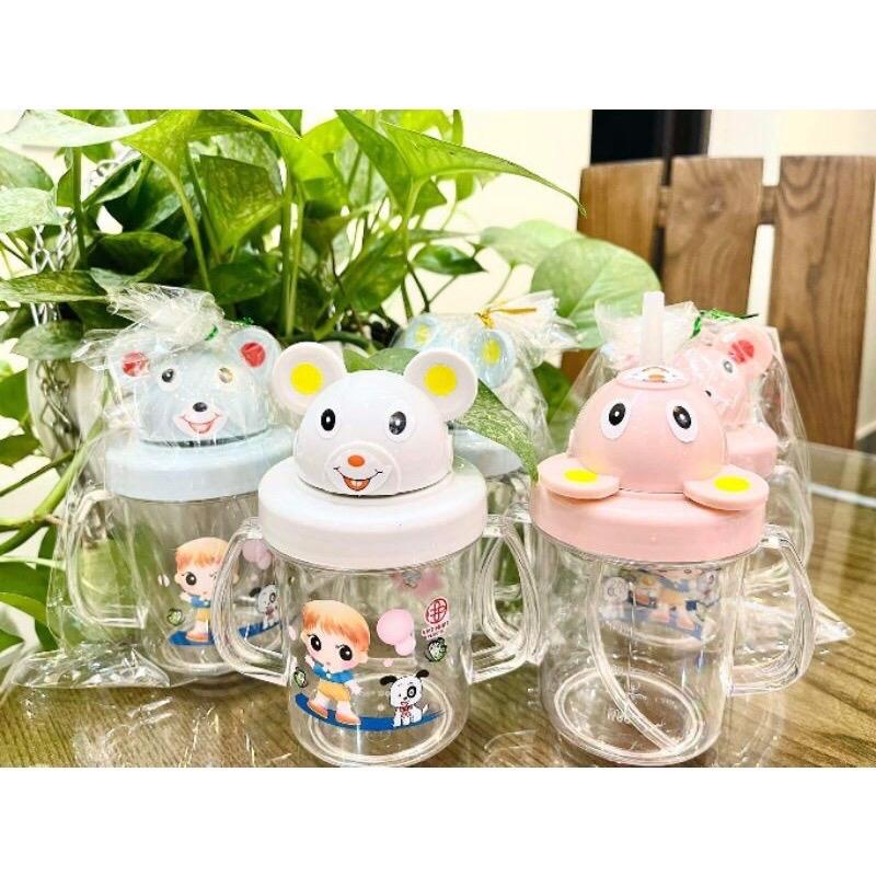 Bình tập uống nước có ống hút, tay cầm( nhựa Việt- nhật)
