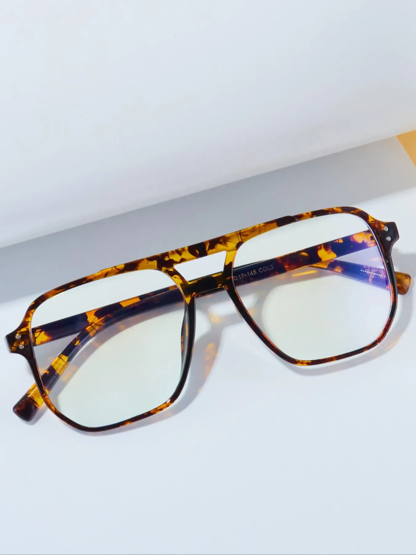 Simple Anti-blue Light Eyeglasses for Everyday Use, Basic Flat Frame with Top Bar Eyeglasses for Women & Men, Fashion Eyeglasses for Work, Daily Decor