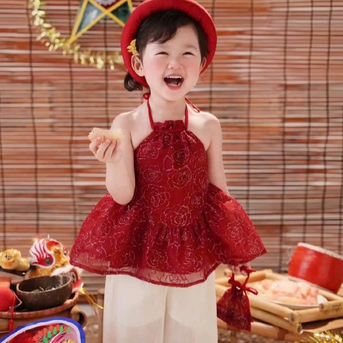 (Tặng Kèm Mấn) Set Yếm Bé Gái , Váy Xinh Bé Gái 8-18kg chơi Tết, Noel, Giáng Sinh đều đẹp