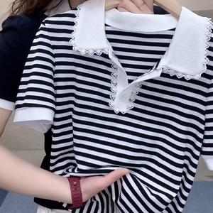 เสื้อยืด ดีไซน์ลูกไม้ฤดูร้อนใหม่ 2565 แขนสั้นโปโลเย็บปะติดปะต่อกัน แฟชั่นและมีสไตล์ เสื้อเยาวชน สลิมมิ่ง คลุมเนื้อ