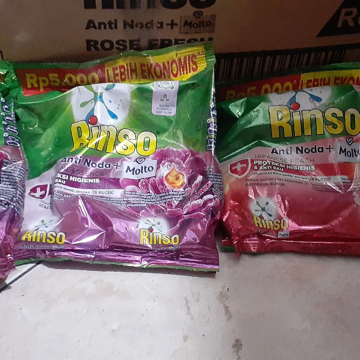 6 pcs rinso anti noda beli  25rb an