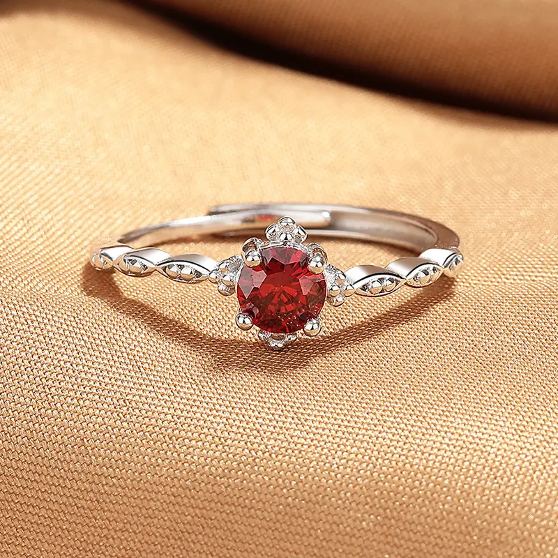 Garnet Glamour: Stylish Wine-Red Semiprecious Stone Ring in 925 Silver ring