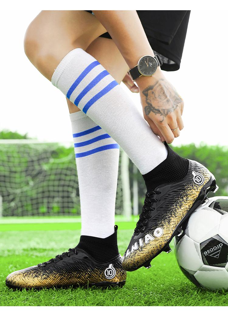 Product Introduction of （SIZE 33-46）Ready Stock Unisex Plus Size Football Shoes Outdoor Futsal Soccer Shoes Non-slip Training Shoes 15