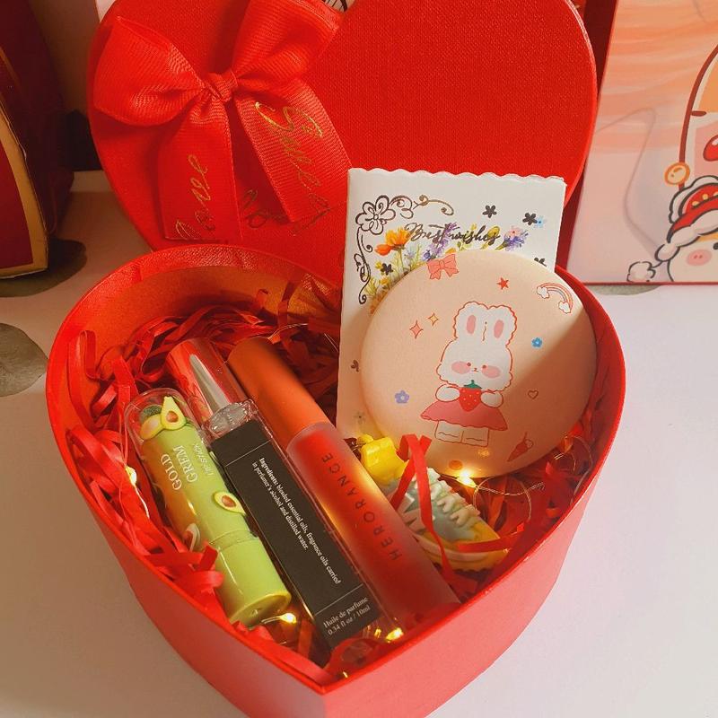 Bộ quà tặng bạn gái xinh xắn ý nghĩa mà giá lại cực kì sinh viên quà tặng bạn gái nhân ngày sinh nhật ngày lễ ngày kỉ niệm gồm son nước hoa gương móc khóa hộp quà túi quà và phụ kiện trang trí