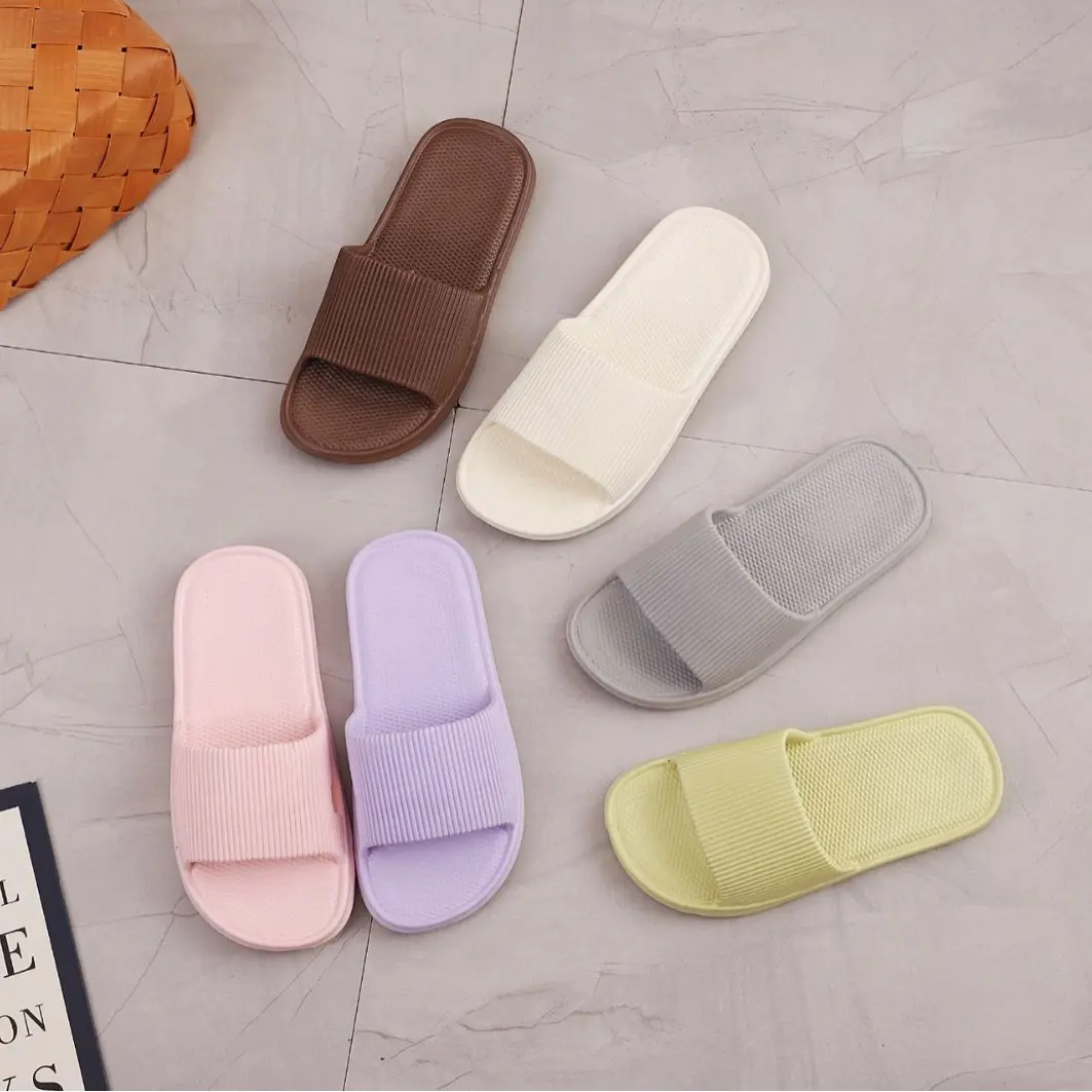 New eva non-slip waterproof home bathroom men's and women's slippers wear soft elastic step on poo feeling breathable sandals