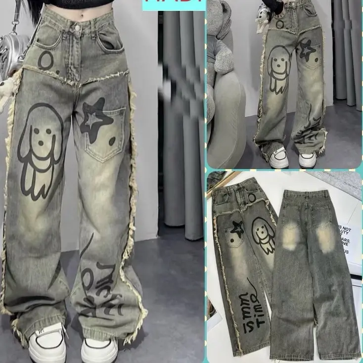 Quần jean nữ ống rộng in hình gấu cute