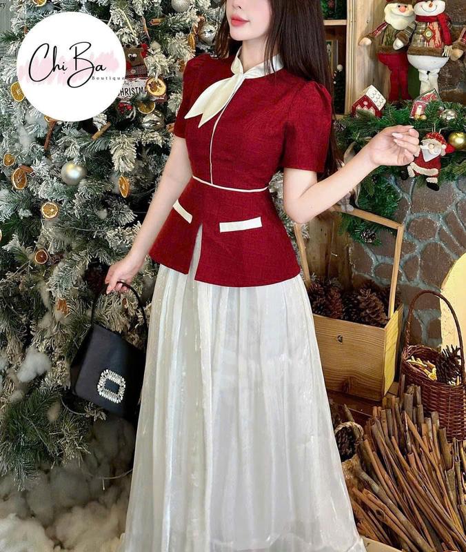  SÉT ÁO DẠ XƯỚC KÍN CỔ NƠ KÈM CHÂN VÁY TƠ ÁNH KIM HAI LỚP MÀU Y HÌNH CHO CHỊ EM MẶC DÁNG XINH VÀ  TÊT 