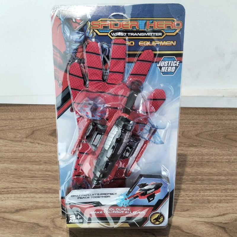 Sarung tangan Spiderman dengan peluru 2