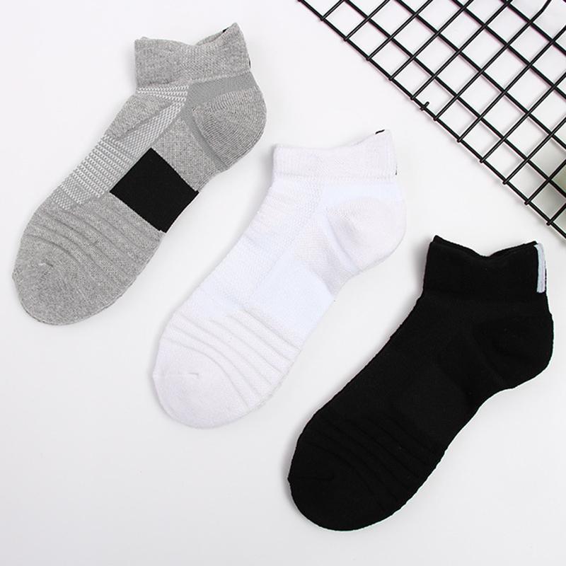 Outdoor Sports Short-Tube Pure Cotton Breathable Basketball Socks Running Socks 0