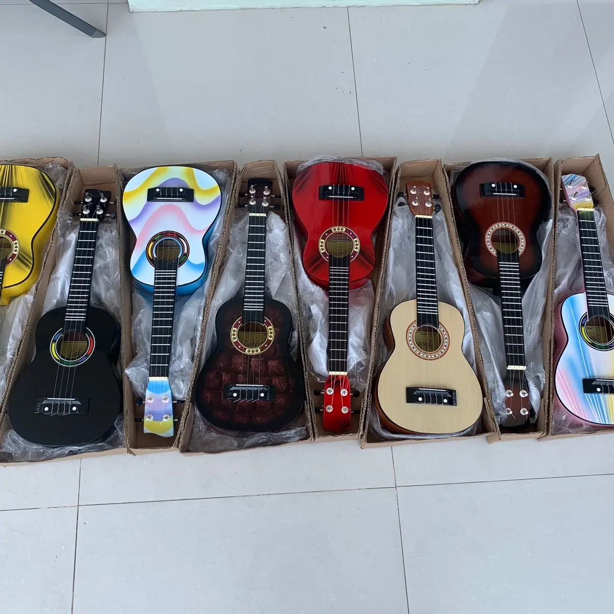 Ukulele 4 senar good suara nyaring