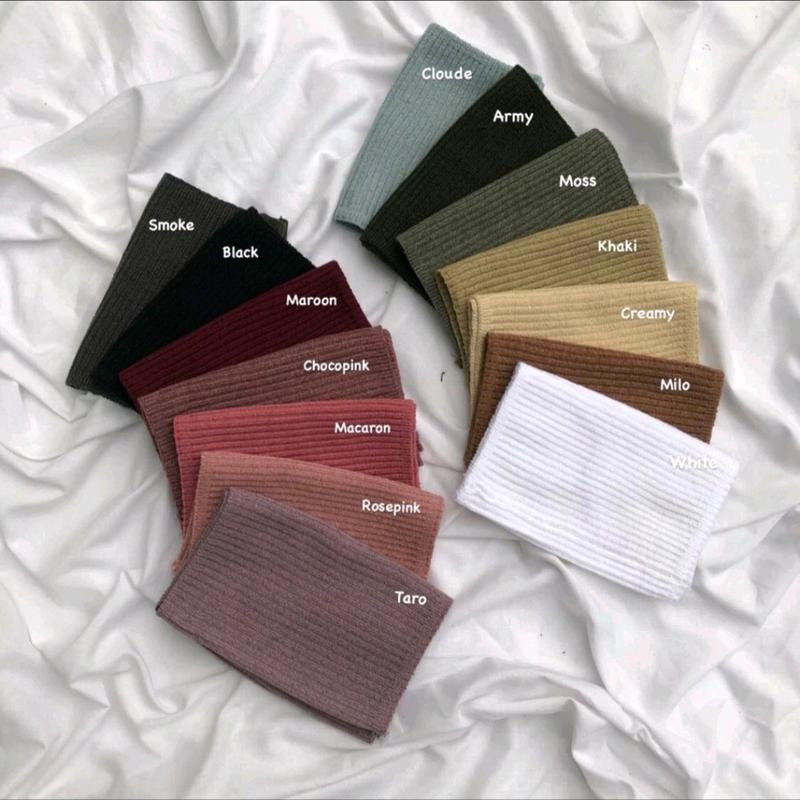 Inner Rajut Kerudung Segi 4 5