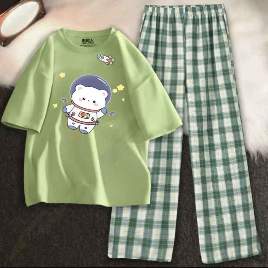 Sét Áo phông Gấu phi hành giavàquần karo, Đồ UNISEX mặc ở nhà và đi chơi, chất đẹp, mặc không xùPOPI.36