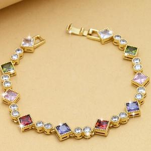 Gelang Tangan Tembaga, Gaya Minimalis, Berbilang Baris, Berlian Penuh, Zirkonia Bertatah Mikro, Bertatah Mikro, Untuk Wanita, Jualan Panas, Merentas Sempadan Eropah dan Amerika, Ketibaan Baru Emas Perak Permata Bangles