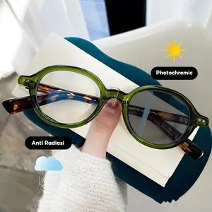 Kacamata Anti Radiasi Photochromic Vintage Pria Wanita Bingkai Kecil Oval