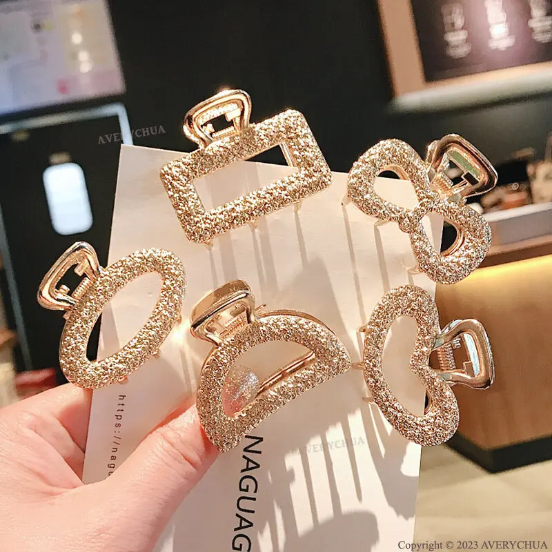 In stock ✨ Korean Style Gold Hair Clip Hair Clip Korean Style Girl Clip Alloy Small Claw Clip Back of Head Medium Hair Clip Hair Accessory Top Clip Metal Claw Clip Hair Pin Hair Claw Hair Accessories Woman Fashion