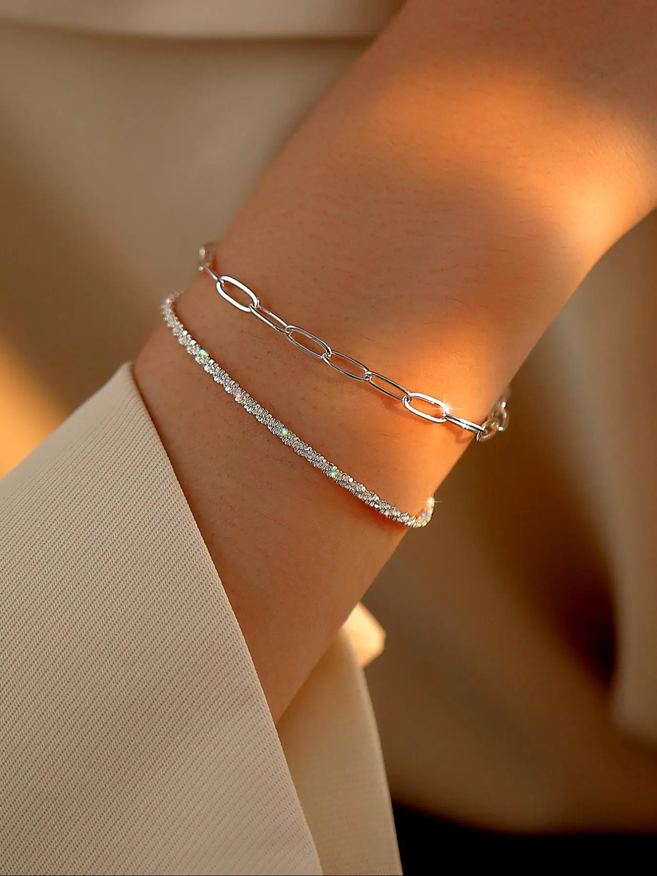 Women's Elegant Rhinestone Decorated Bangle Bracelet, Exquisite Trendy Chain Bracelet, Fashionable Jewelry for Women & Girls As Gift
