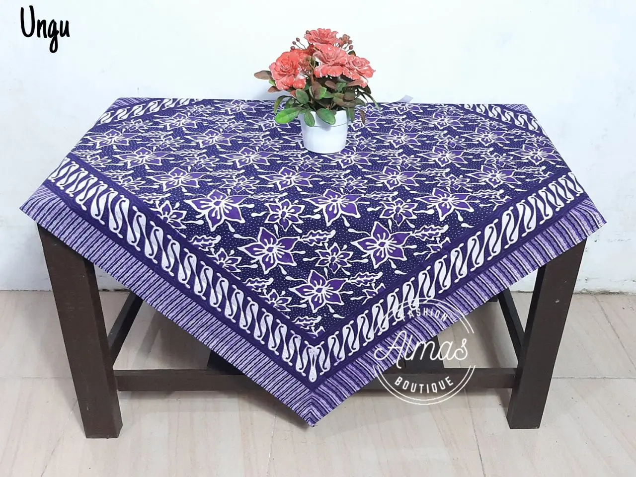 Taplak Cover Alas Meja Bentuk Persegi 100x100 cm Kain Katun Halus Motif Beragam