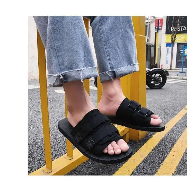 2025 High Quality Internet Hot Slippers Men's Summer 2019 New Korean Style Couple Trend Flip Flops Fashion Outerwear Outdoor Non-Slip Beach Shoes Hot Sale