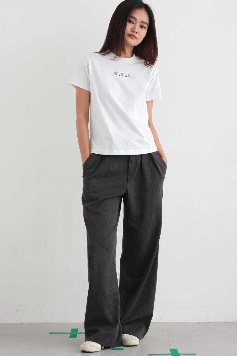 Product Introduction of OLALASTUDIO Áo thun Baby Tee White/Black in họa tiết chữ 6