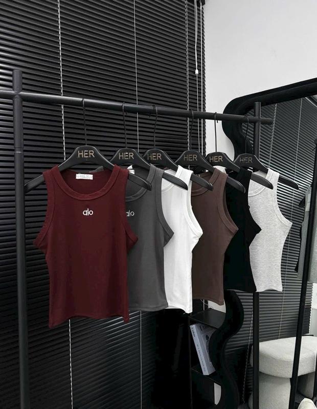 Product Introduction of Áo ba lỗ nữ , chất thun zip mừm thêu chữ alo hot hit 10