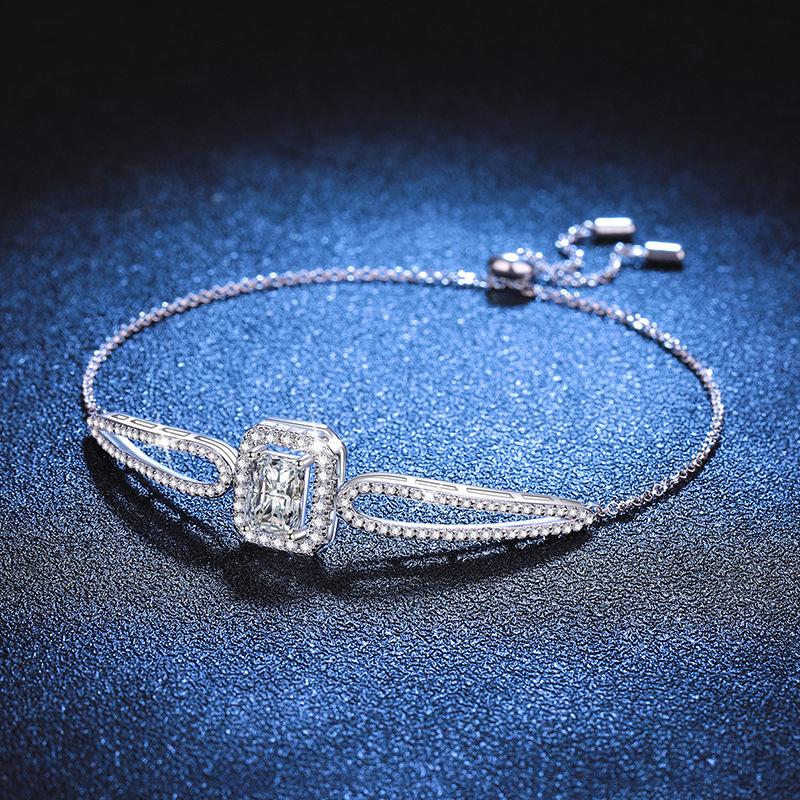 925 Sterling Silver Bracelet Female Bracelet Female Small Sugar Cube High-Grade Adjustable Bracelet 1 Karat Moissanite Bracelet Female 1