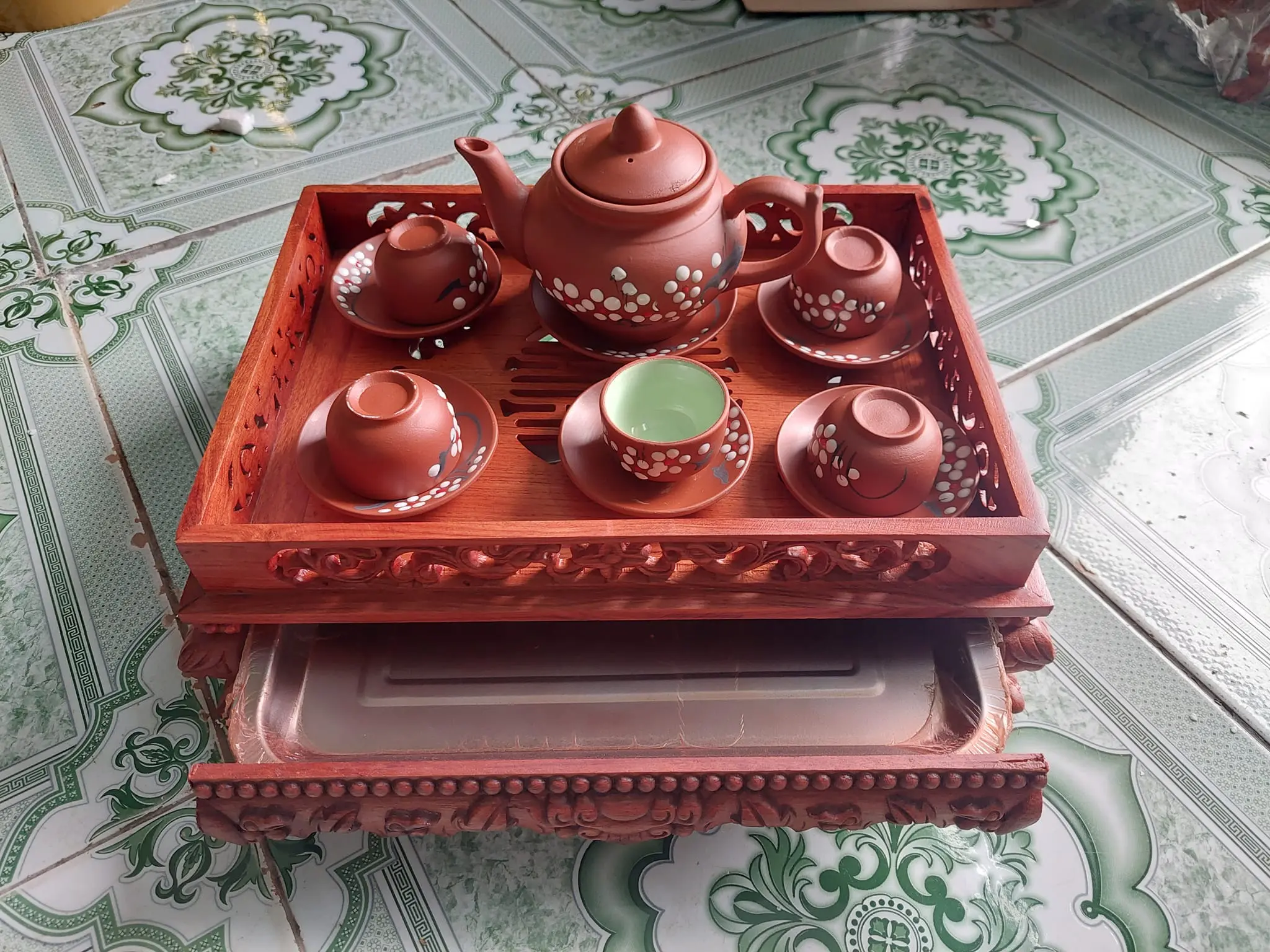 Khay Trà Chân Quỳ Gỗ Hương
