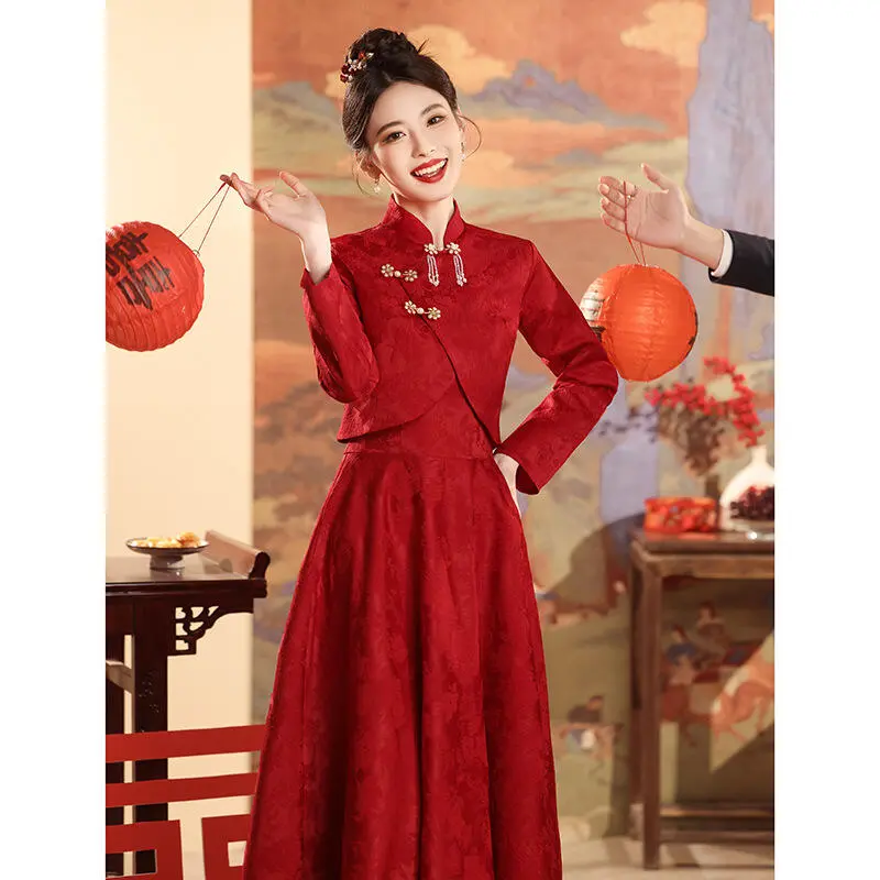 Váy Bánh Mì Nướng Qipao Trung Quốc, Dành Cho Cô Dâu, Bộ Đính Hôn Màu Đỏ Mới 2025, Váy Dài Tay, Thích Hợp Cho Mùa Thu / Mùa Đông Nữ Women