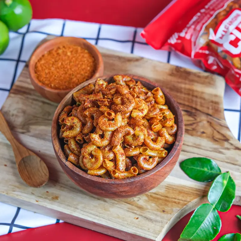 Makaroni Goreng Pedas Daun Jeruk Kemasan Reguler 80 Gram 1