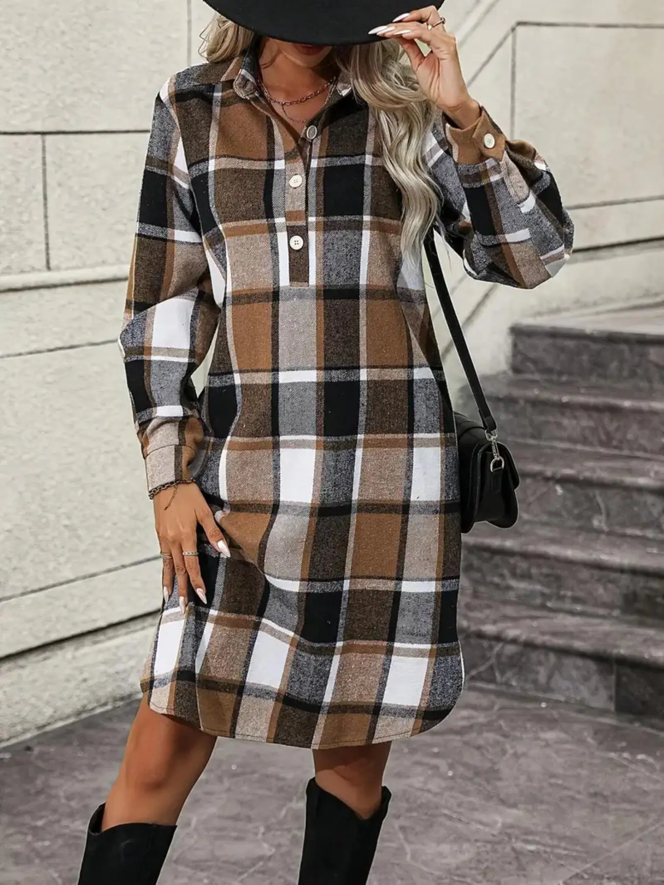 【Plus Size】 Women's Plaid Print Button Front Split Hem Shirt Dress, Casual Long Sleeve Collared Dress for Fall & Winter, Women's Clothes for Daily Wear