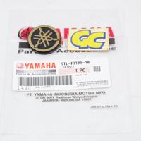 Gambar Emblem Tameng Depan Warna Gold Yamaha Mio Sporty 5TL-F3108-10 dari Yamaha Gerbang Cahaya Kab. Bandung 5 Tokopedia