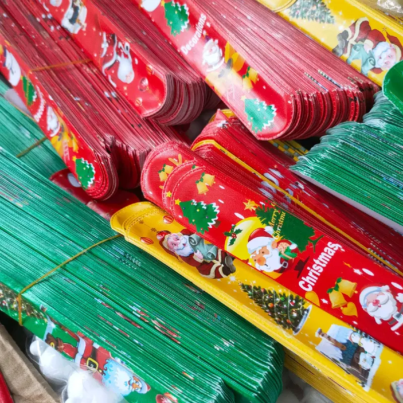 combo 30 cái Vòng đập tay noel quà tặng học sinh giá rẻ 2