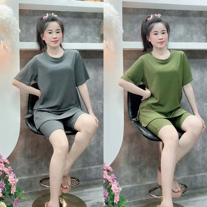 Sét Bộ Áo Xẻ Tà Quần Ngố Có 2 Túi 2 Bên Thun Đũa Lạnh QC , Mát Mẻ , Trẻ Trung Co Giãn Tốt  Đủ Size (Có Big Size) Women Nữ Đen Voi Nhung Top 2