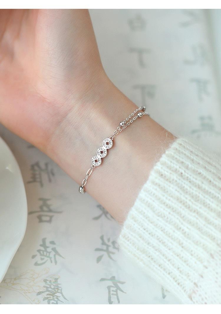Product Introduction of Lucky round Beads Copper Coin Bracelet Female New Chinese Ancient Style Personalized Cold Style High Sense of National Style Hand Jewelry for Girlfriend 3