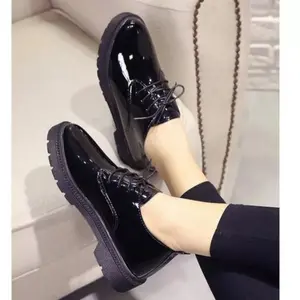 Benzeo Sepatu Docmart tali Wanita Kece