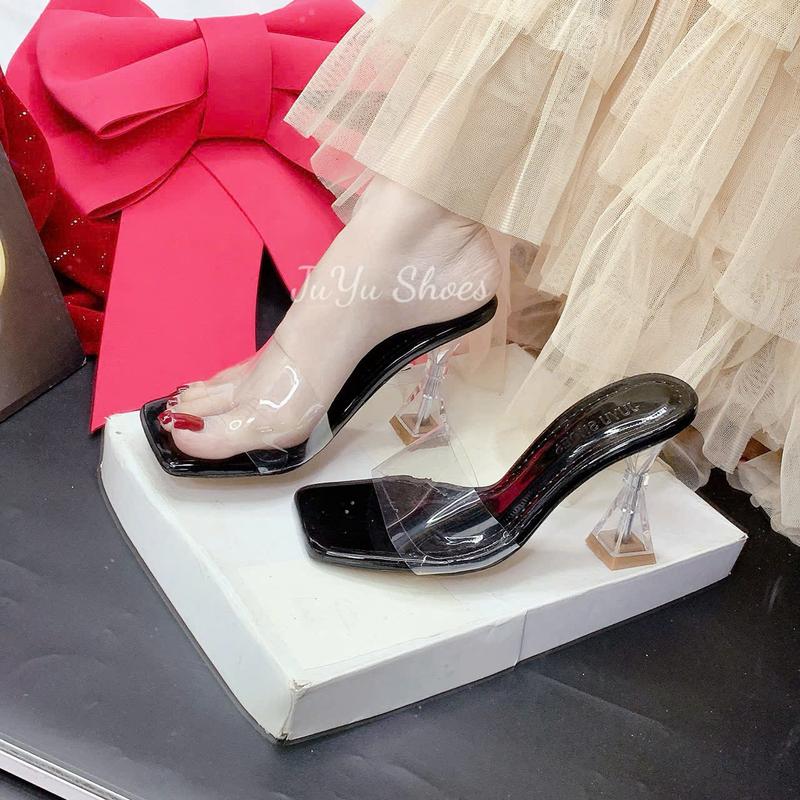 Dép cao gót 9p đế hình nơ sang đẹp.