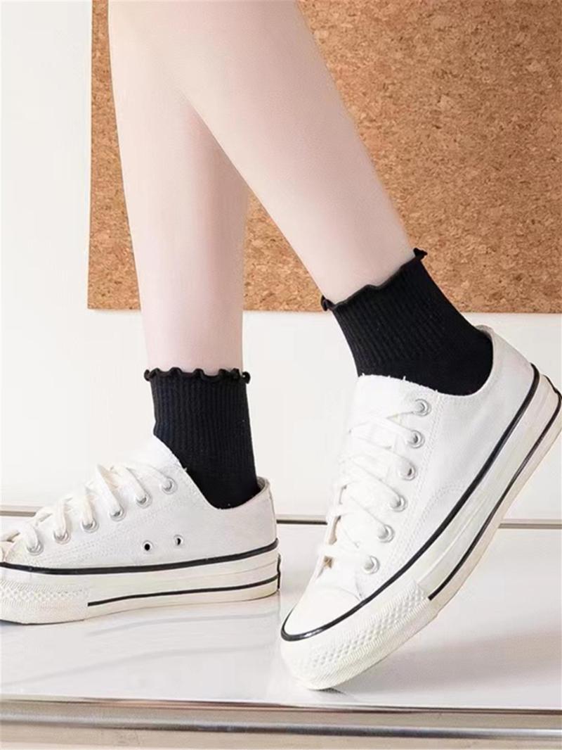 Product Introduction of Women's 6 Pairs Lettuce Trim Crew Socks, Dresssocks, Casual Solid Moisture Wicking Mid-calf Socks, Socks for Women, Soft Comfy Breathable Socks for Spring & Fall Daily Wear, Workwear for Women 3
