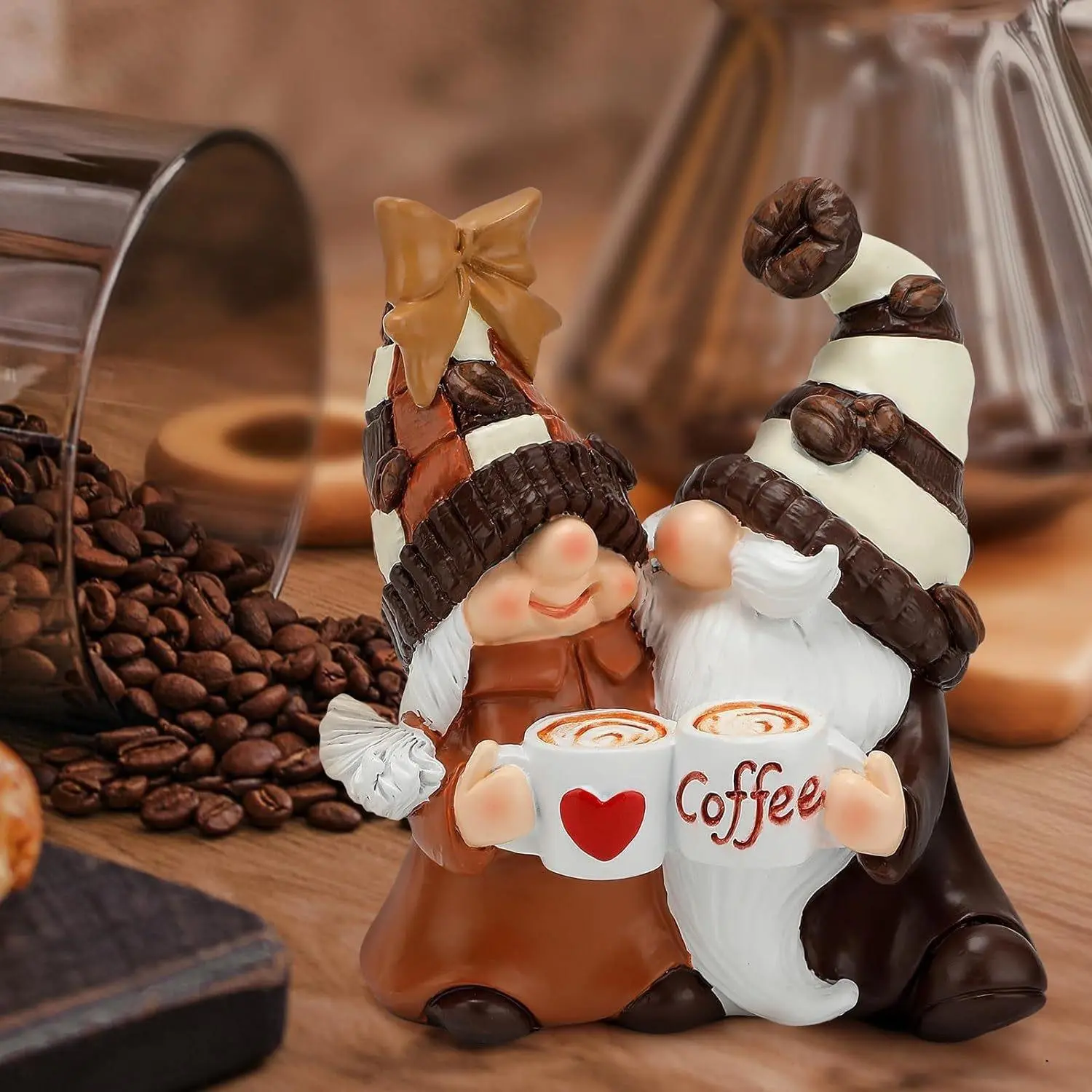 Coffee Gnome Design Resin Ornament, 1 Count Cute Valentine's Day Themed Desktop Decoration, Home Decor for Living Room Bedroom Coffee Festival