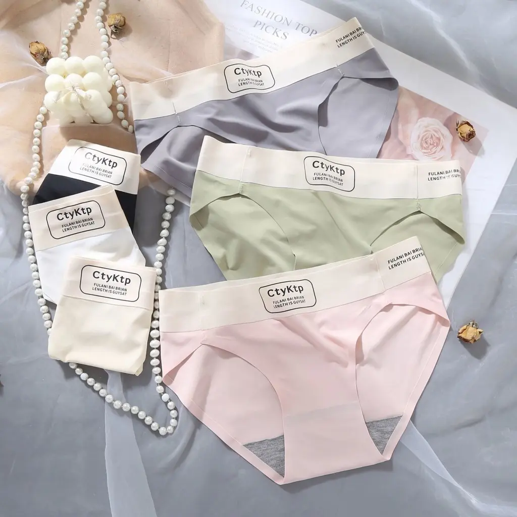 3Pcs/Lot Traceless Underpants for Women In Summer Thin Ice Silk One-piece Low Waist Hip Lifting Quick Drying Panties