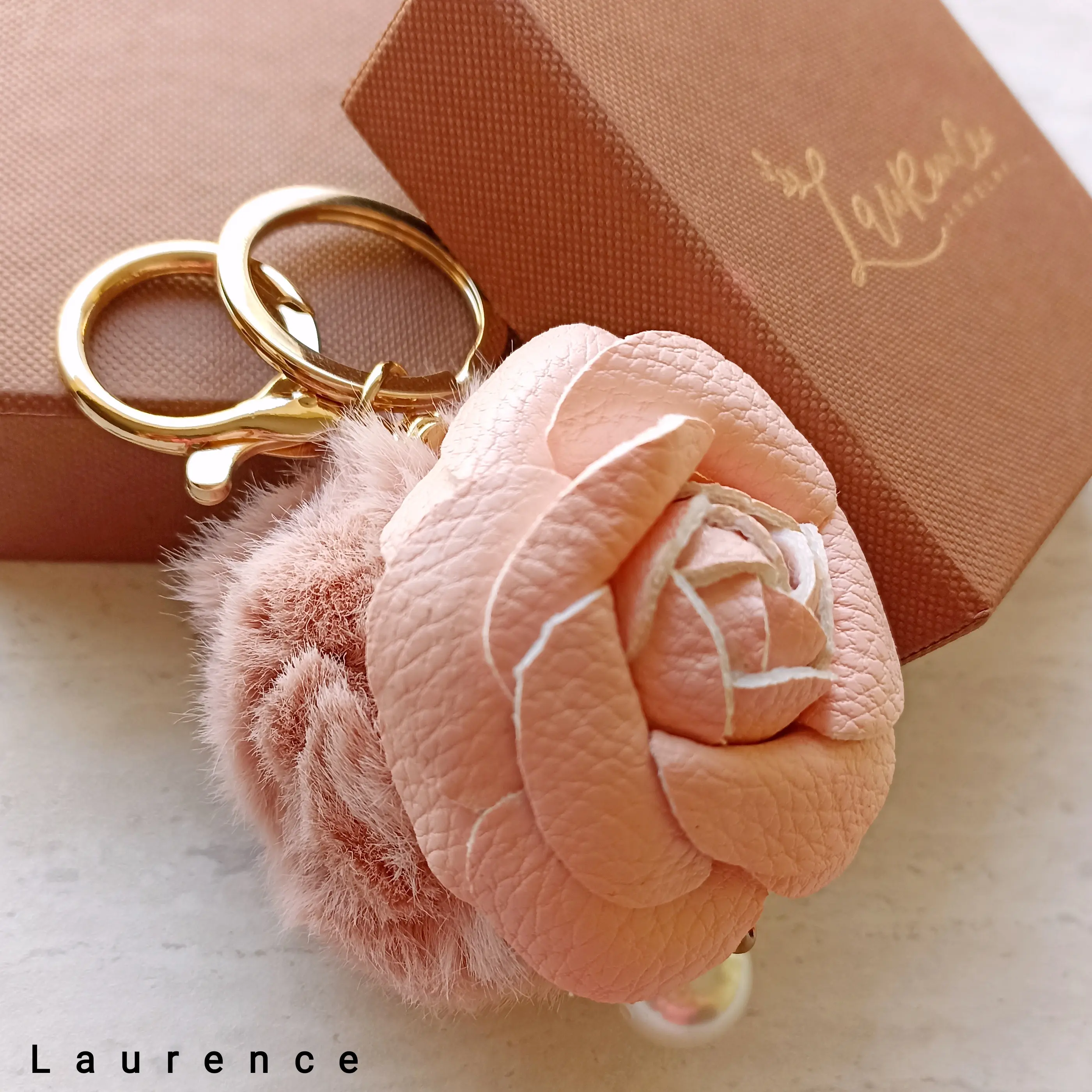 Gantungan Tas Flower Dan Pom Pom / Bag Charm / Keychain 013