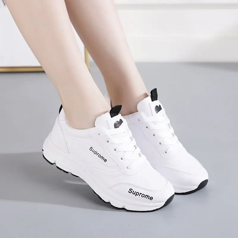 Giày Nữ, Giày Trắng, Bộ Sưu Tập Mùa Lò Xo 2024 Mới, Dễ Phối Đồ Đế Bệt, Đế Mềm, Nhẹ, Giày Thể Thao, Giày Thể Thao Thường Ngày